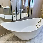 Glam Time 招待所 *