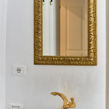 Glam Time Guest house