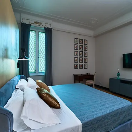 Glam Time Pensión Génova