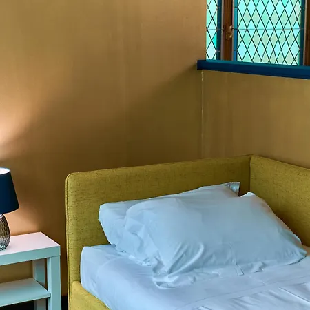 Glam Time Pensión *